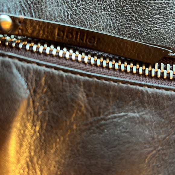 Botkier, Sable chocolate color nylon and leather travel bag/overnight bag - Picture 4 of 11